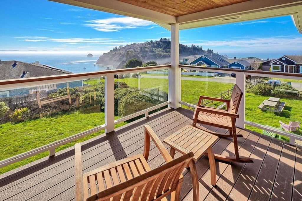 Ocean View Village Condo With Trails To Beaches Trinidad Ngoại thất bức ảnh